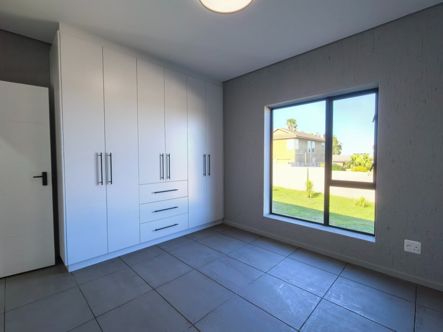 4 Bedroom Property for Sale in Cherry Creek Country Estate Western Cape